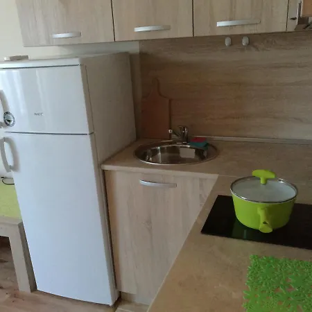 Mellia Park Apartment *